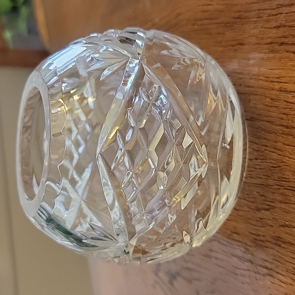 Godinger Rose Bowl, Crystal Rose Bowl